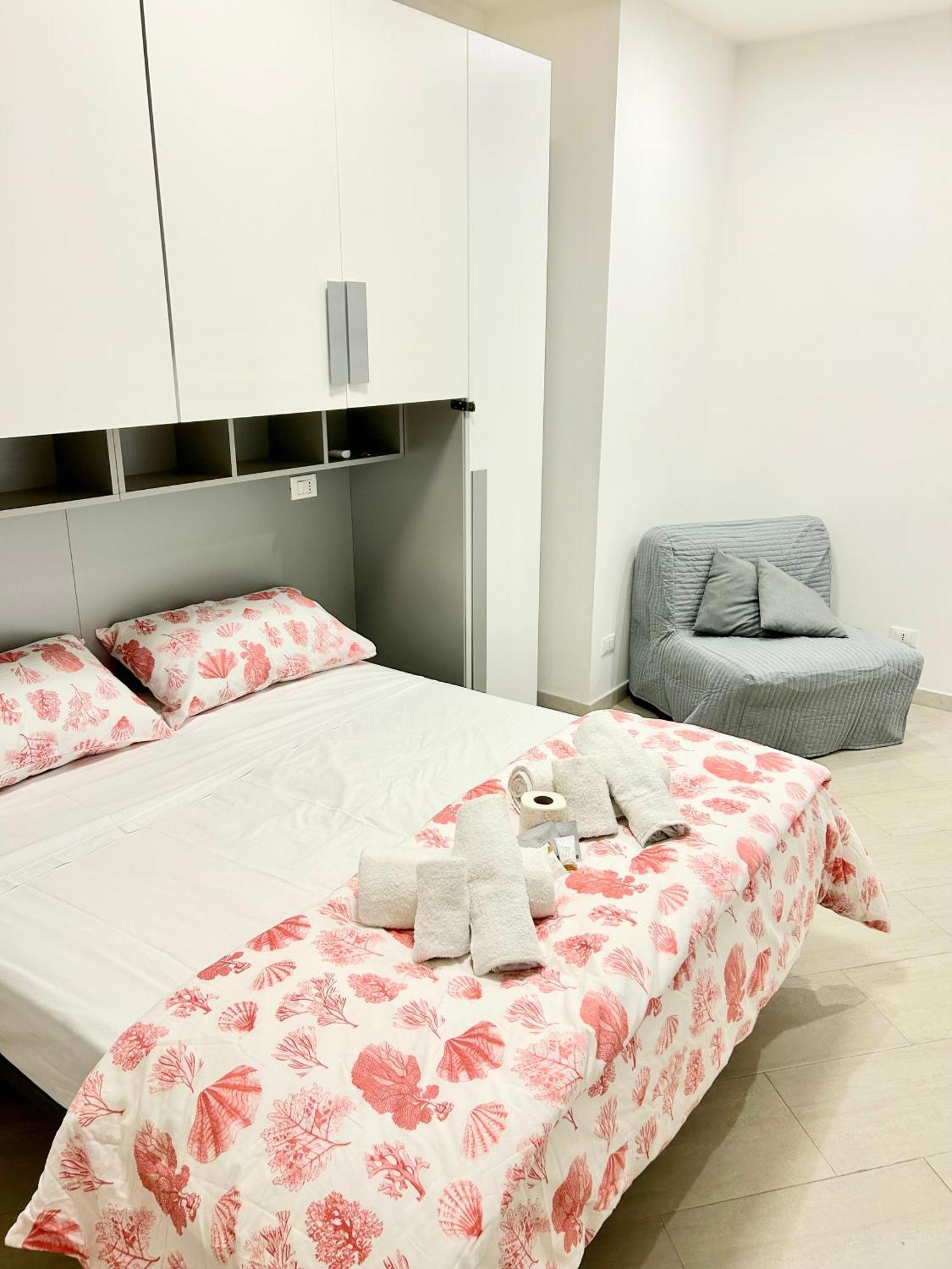 Roma Apartment Holiday Екстер'єр фото